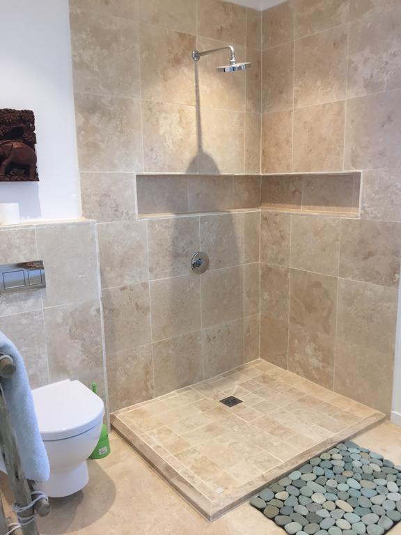 Nakai Beach Homestay Trafalgar エクステリア 写真